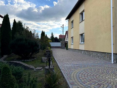 будинок за адресою Богдана Лепкого вул.