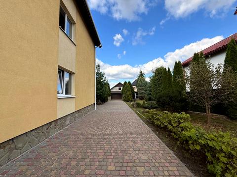 будинок за адресою Богдана Лепкого вул.