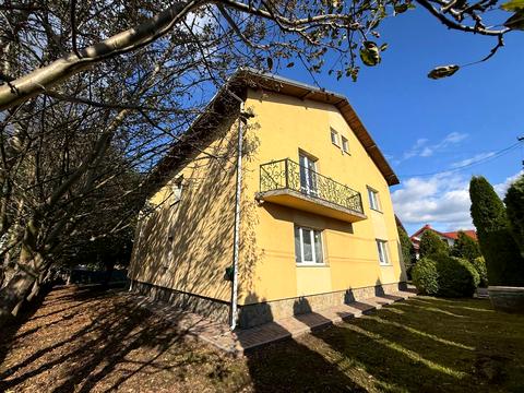 будинок за адресою Богдана Лепкого вул.