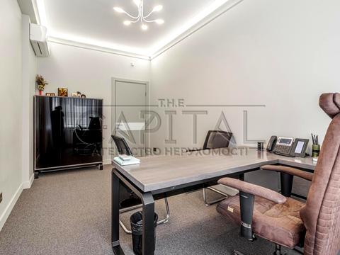 комерційна за адресою Січових Стрільців вул. (Артема), 84-А