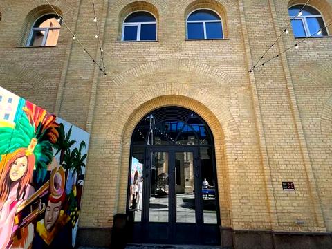 коммерческая по адресу Князей Острожских ул. (Московська), 8