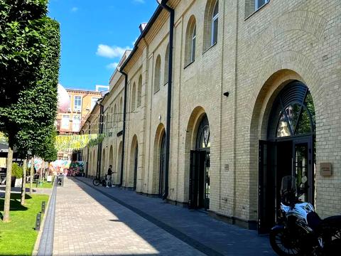 коммерческая по адресу Князей Острожских ул. (Московська), 8