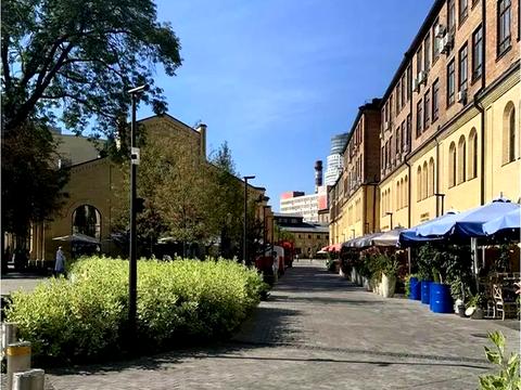 коммерческая по адресу Князей Острожских ул. (Московська), 8