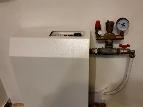 комерційна за адресою Зелена вул., 46