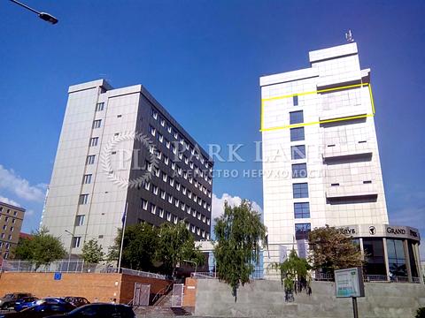 комерційна за адресою Володимирська вул., 101