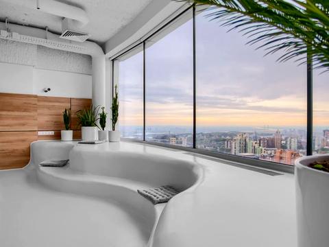 комерційна за адресою Кловський узвіз (Кловський), 7a