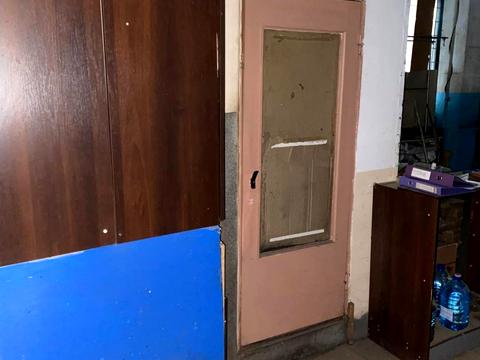 комерційна за адресою Саперно-Слобідська вул., 25