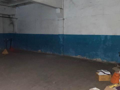 комерційна за адресою Саперно-Слобідська вул., 25