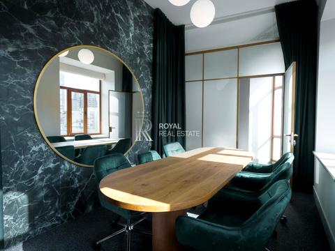 комерційна за адресою Велика Васильківська вул. (Червоноармійська), 43/16