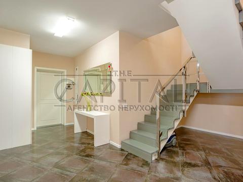 квартира по адресу Анны Ахматовой ул., 13