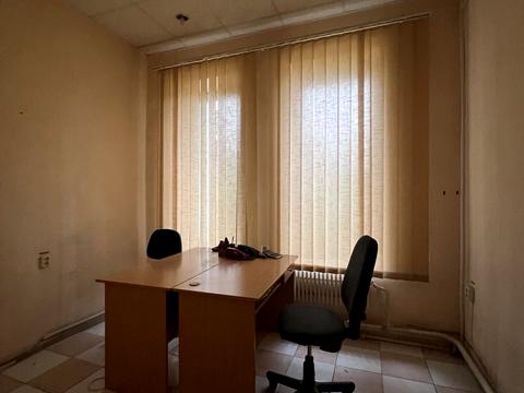 комерційна за адресою Варненська вул., 7в