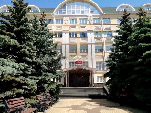 комерційна за адресою Загорівська вул. (Багговутівська), 17-21