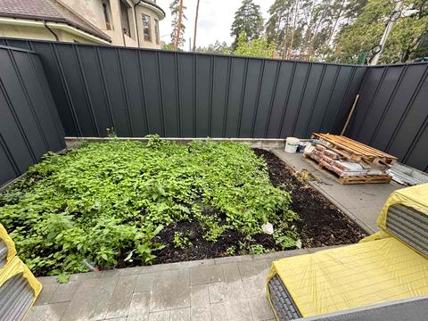 будинок за адресою Сім'ї Шкарівських вул.