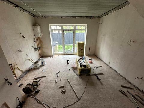 будинок за адресою Сім'ї Шкарівських вул.