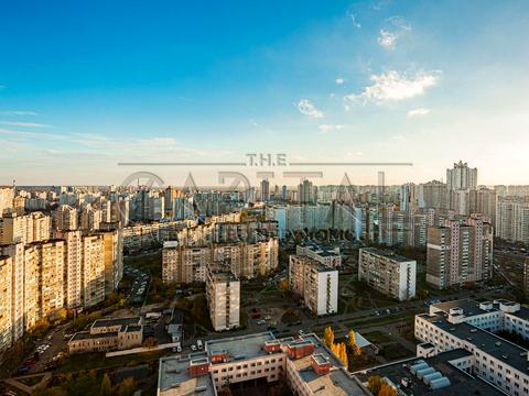 квартира по адресу Анны Ахматовой ул., 13