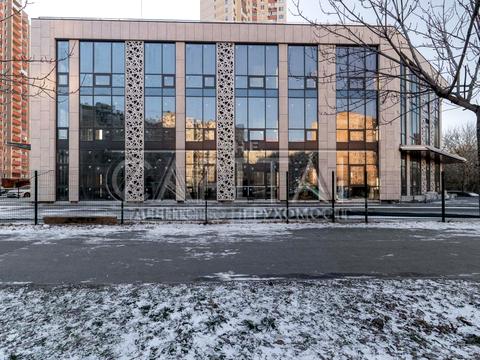 комерційна за адресою Петра Григоренка просп., 10