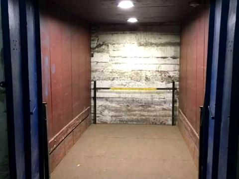 комерційна за адресою Ґарета Джонса вул. (Сім'ї Хохлових), 1