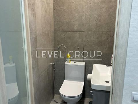 комерційна за адресою Тарасівська вул., 36