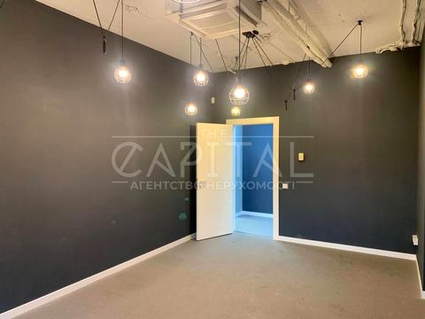 комерційна за адресою Володимира Івасюка просп. (Героїв Сталінграду), 4-А