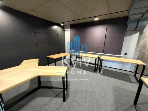 коммерческая по адресу Валерия Лобановского просп., 150-Б