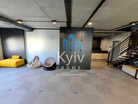 коммерческая по адресу Валерия Лобановского просп., 150-Б