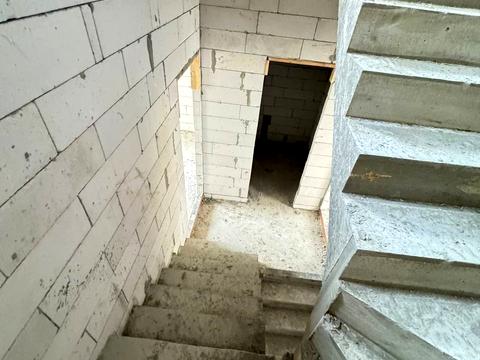 дом по адресу Українська ул.