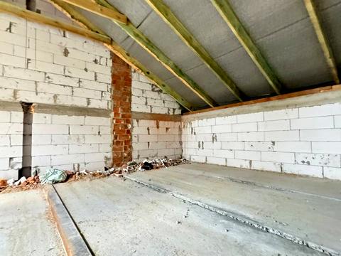 дом по адресу Українська ул.