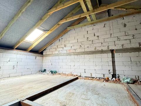 дом по адресу Українська ул.