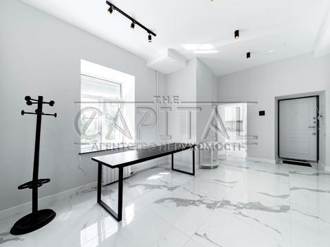 коммерческая по адресу Круглоуниверситетская ул., 22