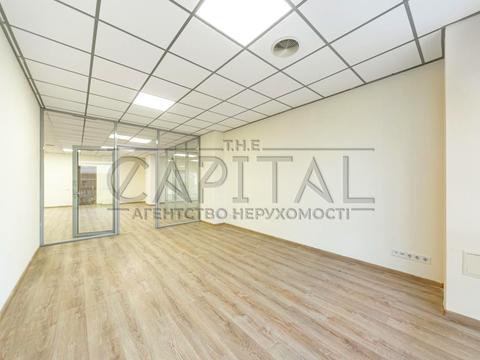 коммерческая по адресу Валерия Лобановского просп. (Краснозвездный), 56