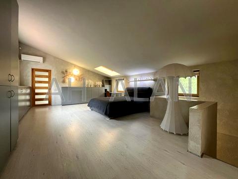 будинок за адресою Богатирська вул., 30