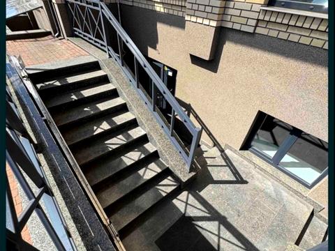 коммерческая по адресу Попова, 22