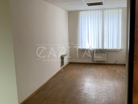 комерційна за адресою Новопирогівська вул., 64