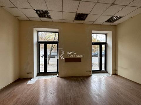 коммерческая по адресу Лаврская ул. (Январского восстания), 16-Б