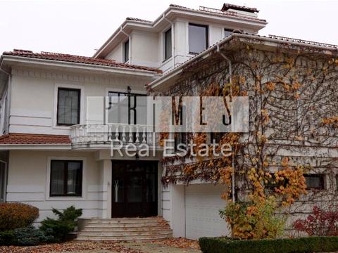 дом по адресу Алексеевская ул.