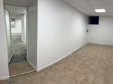 комерційна за адресою Ярославська вул., 6