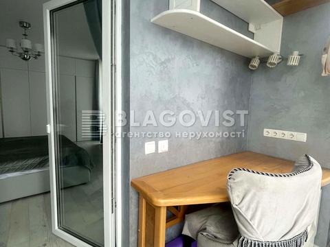 квартира по адресу Богдановская ул., 4в