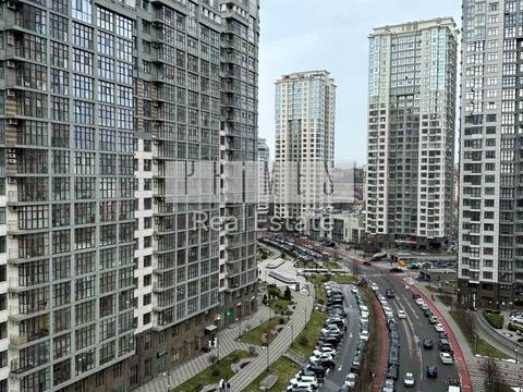 квартира за адресою Андрія Верхогляда вул. (Михайла Драгомирова), 17