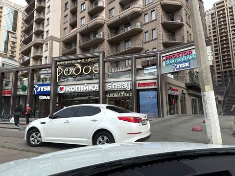 паркомісце за адресою Генуезька вул., 1-Е