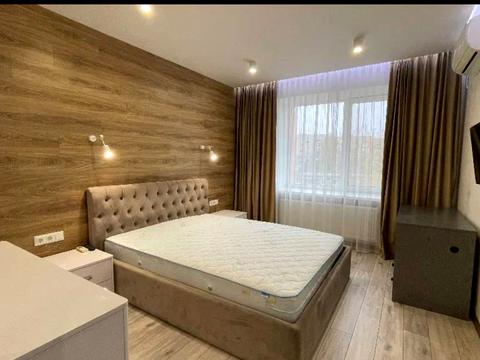 квартира за адресою Високовольтна вул., 14-Д