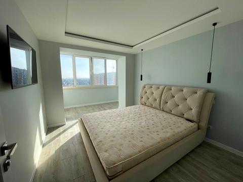 квартира за адресою Українських Декабристів вул., 52