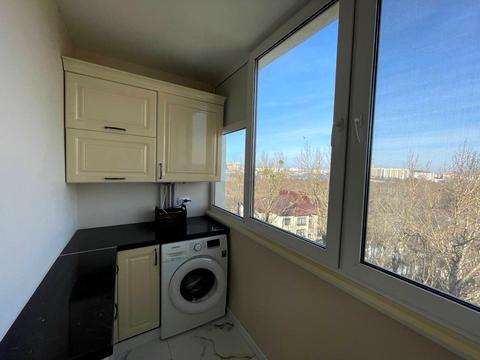 квартира за адресою Українських Декабристів вул., 52