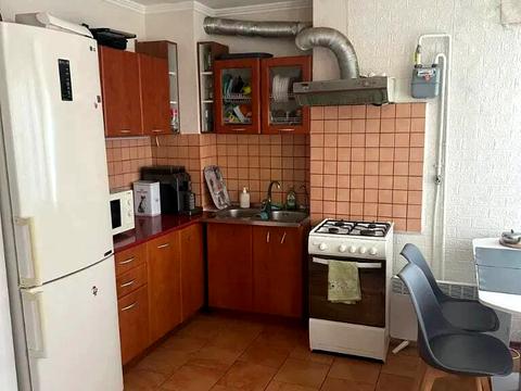 квартира за адресою Набережна Перемоги вул., 106