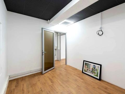 комерційна за адресою Івана Франка вул., 29