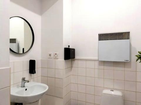 комерційна за адресою Івана Франка вул., 29