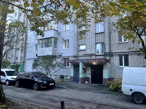 квартира за адресою Універсальна вул., 27