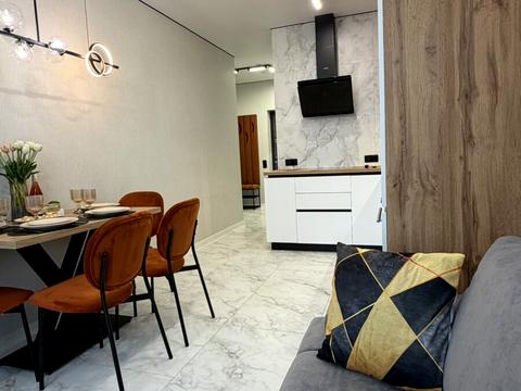 квартира за адресою 2-й Хмельницького пров., 3