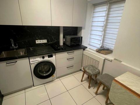 квартира за адресою Салютна вул., 17