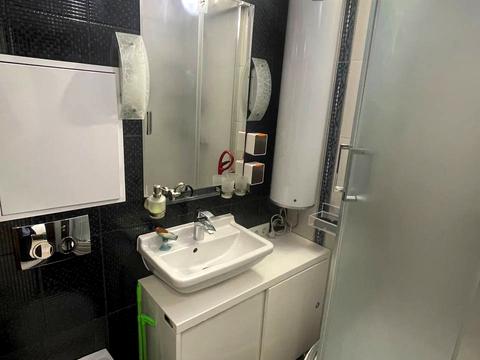 квартира за адресою Салютна вул., 17