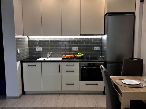 квартира за адресою Салютна вул., 2к1